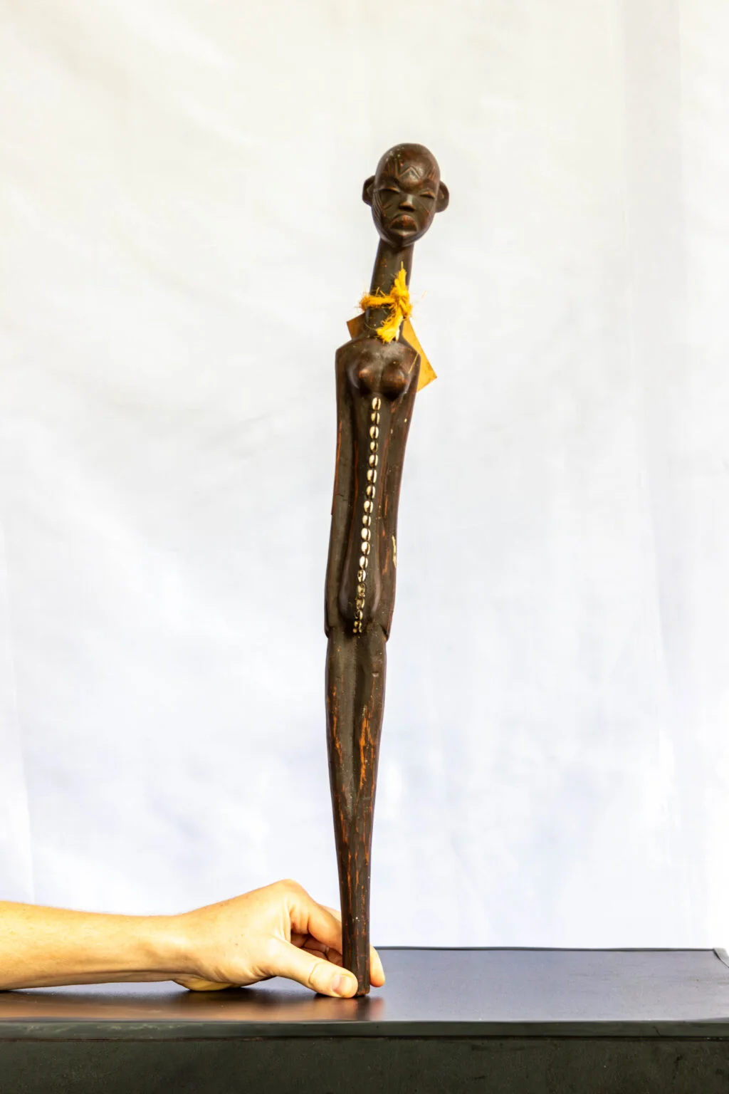 SLENDER FEMALE FIGURE