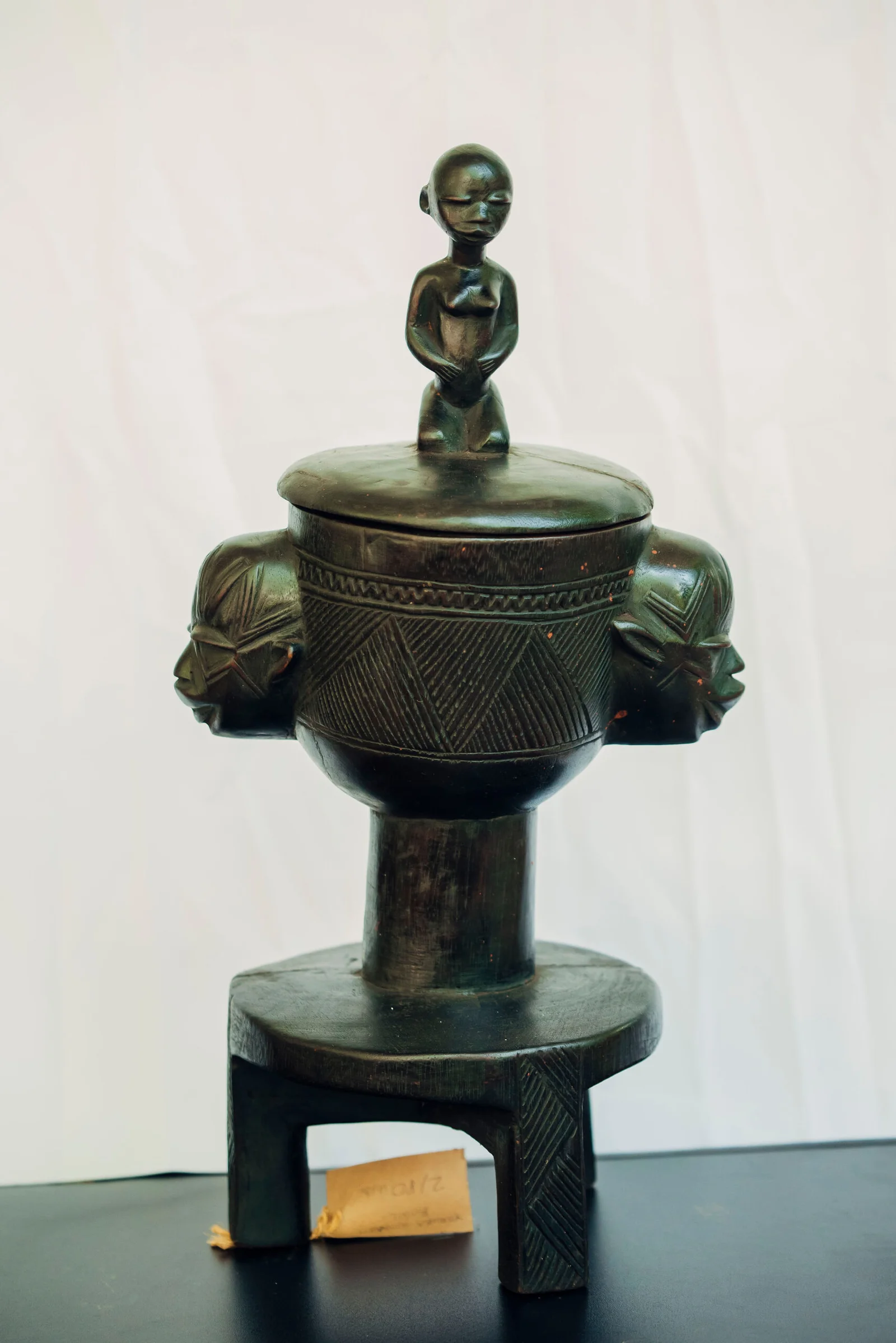 MONEY COLLECTION VESSEL