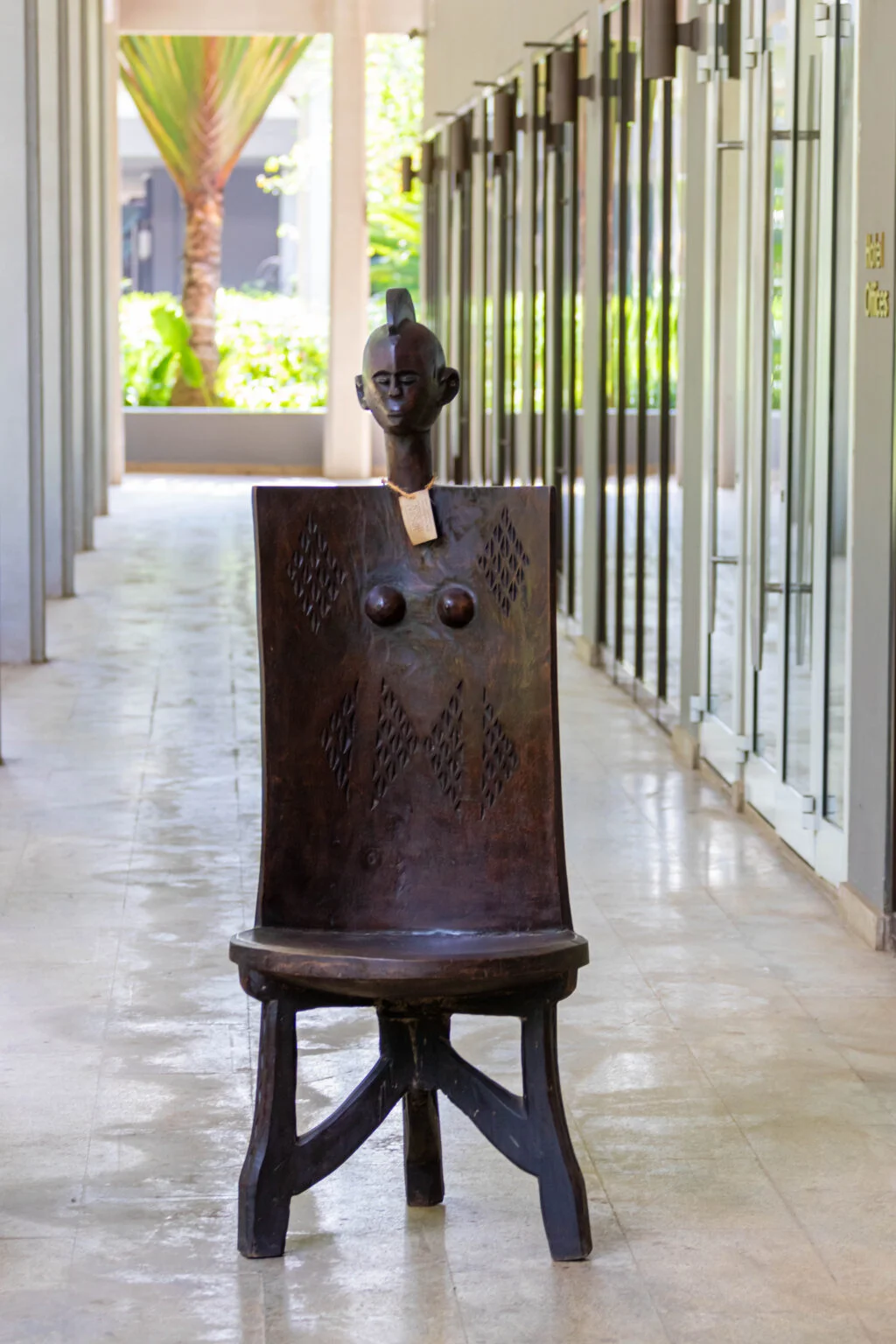 KINGS THRONE